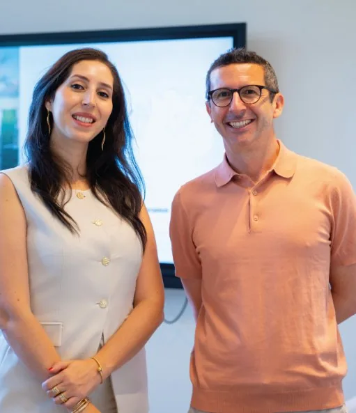 Mona Ahniche et Dan Bengio, MetaBlob